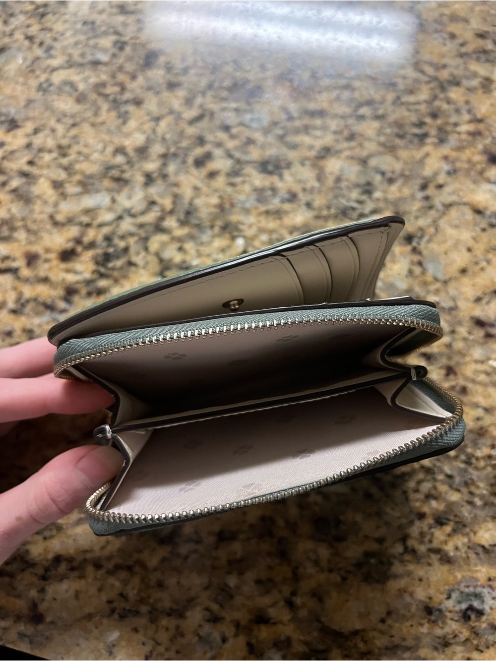 Kate Spade Wallet - Picture 5 of 5